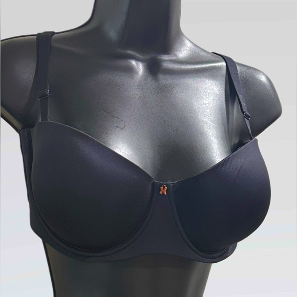 NWT Savage X Fenty Women’s 4 Way Convertible Bra by Rihanna Black Size 36DD - Picture 1 of 9